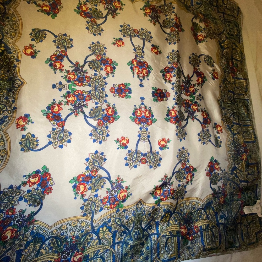 Johnny Was  Patterned Scarf - Picture 6 of 6